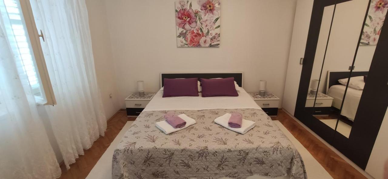 Pahljina Apartments Palit Dış mekan fotoğraf