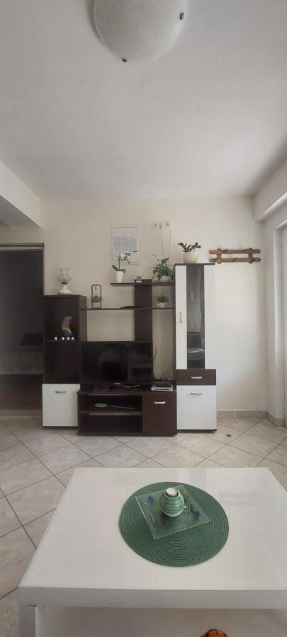 Pahljina Apartments Palit Dış mekan fotoğraf